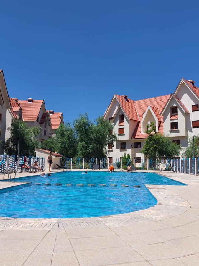 Ifrane Apartment With Swimming Pool Eksteriør billede